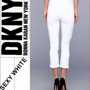 DKNY WHITE JEANS SIZE 8